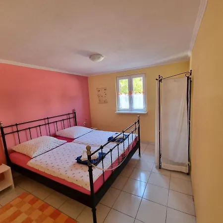 Appartamento Axa Rukavac (Vis)